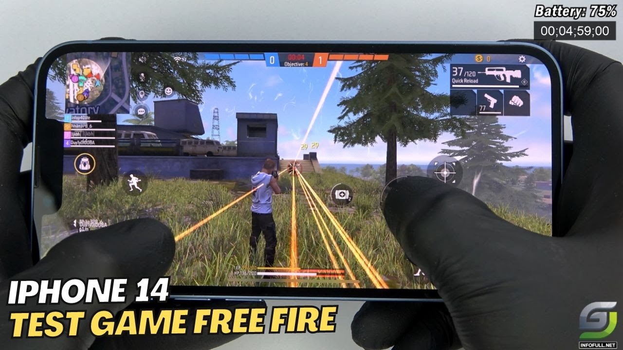 jogando free fire no iphone 14